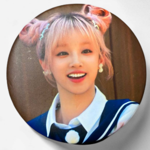 G-Idle Pin Yuqi
